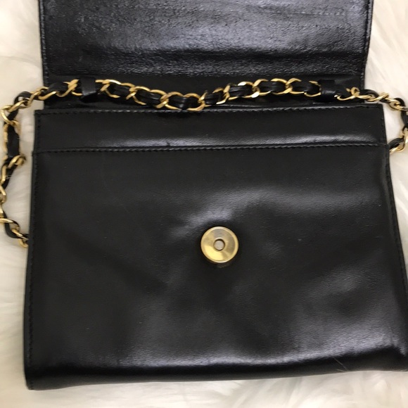 Vintage Monet Chain Bag - Picture 4 of 7
